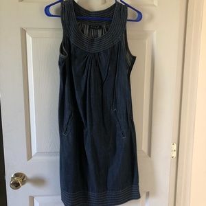 Access denim dress